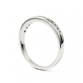 18k White Gold Diamond Half Eternity Ring 0.25ct Total 18k White Gold Diamond Half Eternity Ring 0.25ct Total
